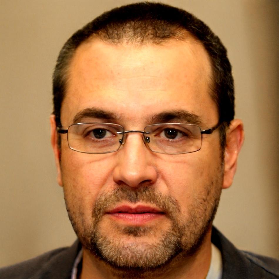 Retrato profesional de Íñigo Mendiluce
